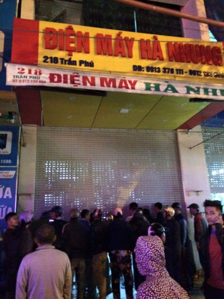 Ng&ocirc;i nh&agrave; của chủ cửa h&agrave;ng điện m&aacute;y H&agrave; Nhung