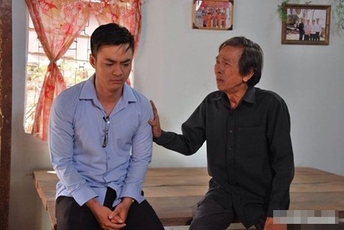 Th&agrave;nh Lũy v&agrave; phận đời nổi n&ecirc;nh, s&oacute;ng gi&oacute;