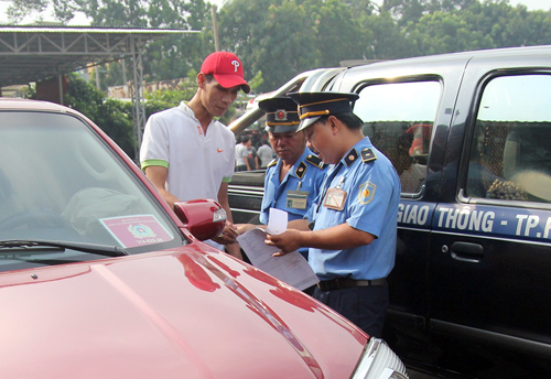 xử phạt taxi uber