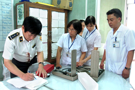Nhiều cơ sở sai phạm li&ecirc;n quan đến sử dụng m&aacute;y X-quang kh&ocirc;ng đảm bảo