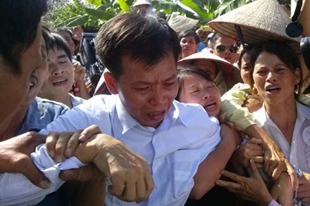 &Aacute;n oan 10 năm Nguyễn Thanh Chấn