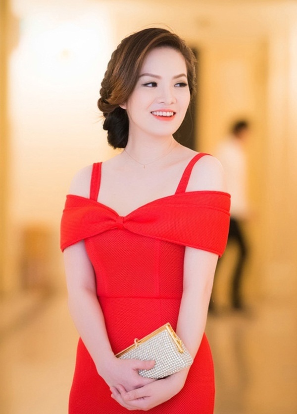 Thân hình nuột nà sau sinh của Đan Lê khiến nhiều người ghen tỵ. 