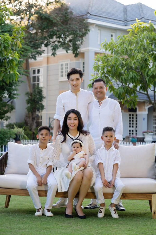 Hạnh phúc viên mãn của Hà Kiều Anh.