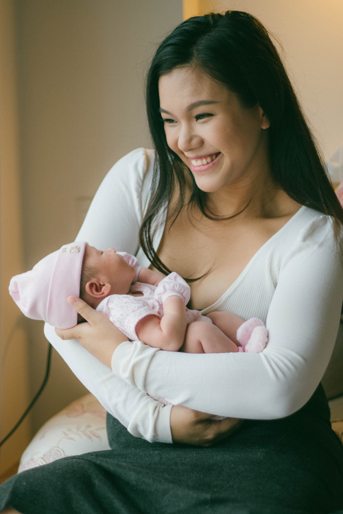 Nhưng Phương Vy hạnh phúc vì có thêm 1 thiên thần bé nhỏ mạnh khỏe bên mình