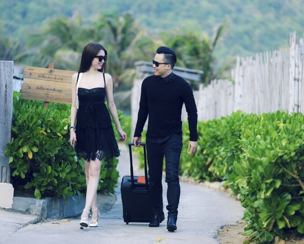 C&oacute; thể thấy Ngọc Trinh v&agrave; Khắc Tiệp l&agrave; một 'cặp đ&ocirc;i' kh&ocirc;ng thể t&aacute;ch rời