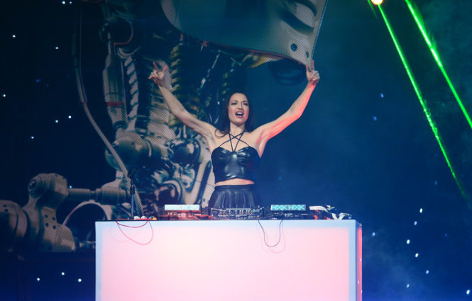 The Remix 2016: Đội Ho&agrave;ng Th&ugrave;y Linh &lsquo;ẵm&rsquo; 50 triệu đồng trong liveshow 3