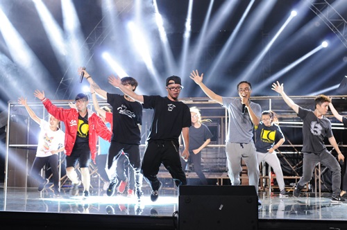 PB Nation thể hiện chất ri&ecirc;ng với We will rock you trong liveshow 8 - The Remix