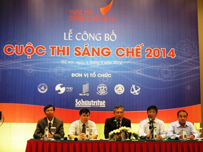 Ban tổ chức Cuộc thi S&aacute;ng chế năm 2014 giao lưu với c&aacute;c đại biểu v&agrave; nh&agrave; s&aacute;ng chế