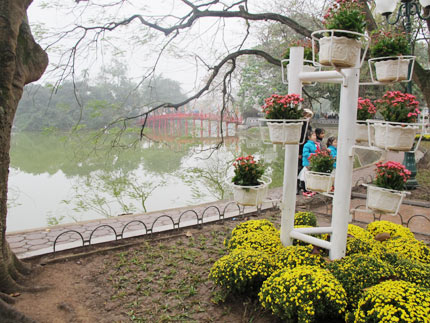 Thời tiết Tết Nguy&ecirc;n đ&aacute;n 2015 sẽ c&oacute; mưa nhỏ, trời r&eacute;t