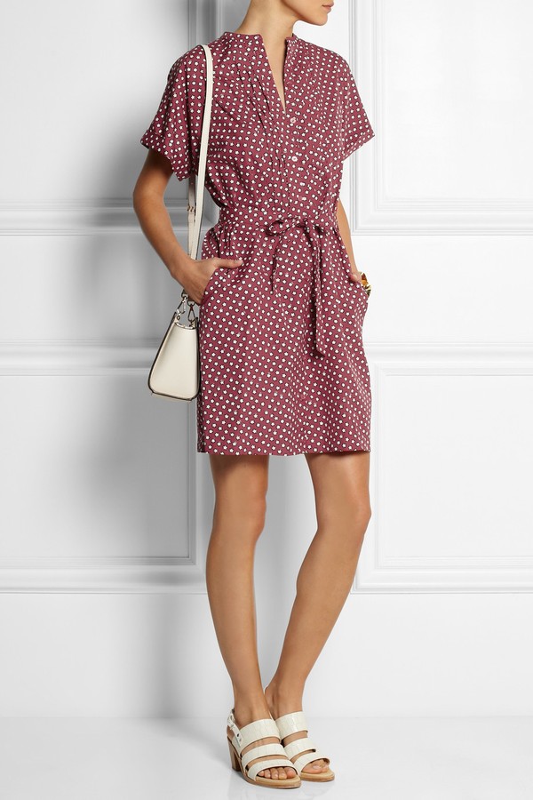 Burberry Brit gợi &yacute; cho ph&aacute;i đẹp c&ocirc;ng sở c&aacute;ch 