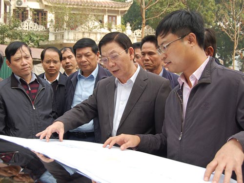 Chủ tịch UBND th&agrave;nh phố H&agrave; Nội kiểm tra thi c&ocirc;ng thực hiện dự &aacute;n Trần Ph&uacute;- Kim M&atilde;