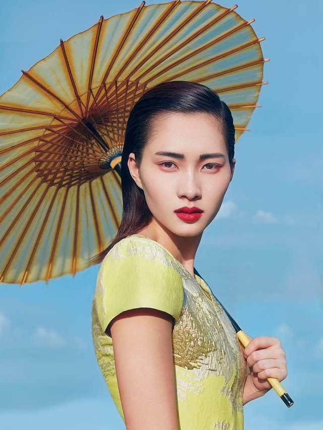 Thu Thảo g&acirc;y sốc khi bất ngờ &lsquo;lột x&aacute;c&rsquo; ho&agrave;n to&agrave;n