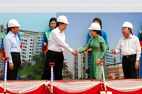 Thủ tướng khởi c&ocirc;ng x&acirc;y dượng Bệnh viện Nhi đồng TP Hồ Ch&iacute; Minh