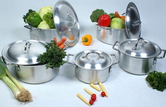 H&oacute;a chất trong 13Win OKVIP Cá cược bóng đá v&agrave; c&aacute;c dụng cụ nh&agrave; bếp rất độc hại