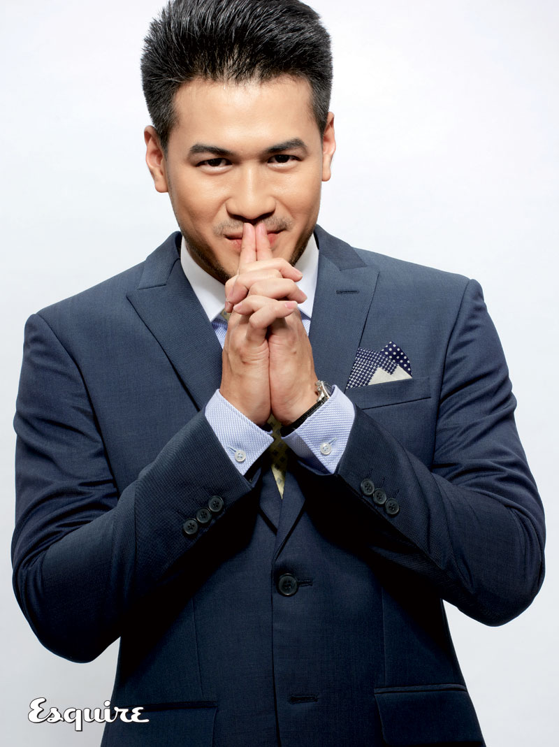 Philip Nguyễn sở hữu chiều cao mơ ước, vẻ đẹp lai manly, vô cùng điển trai và quyến rũ. 