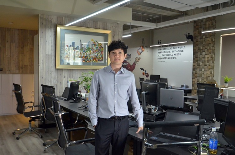 Trung Tín sinh năm 1987, tốt nghiệp tại đại học Melbourne (Úc) năm 2011. Sau khi du học trở về, anh lập tức tiếp quản hoạt động 13Win22 com hiện đang mở của Đăng ký và nhận 60K 24 bao lì xì miễn phí mỗi ngày. 