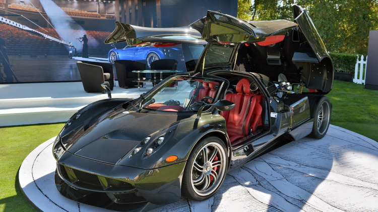 Tên gọi Huayra có nghĩa ''Thần gió'' trong tiếng Quechua (ngôn ngữ chính thức của đế chế Inca).