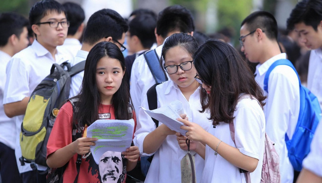 so-diem-10-ky-thi-thpt-quoc-gia-tu-100-len-hon-4000-thu-truong-bui-van-ga-noi-gi