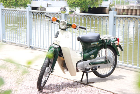 lai-them-mot-chiec-honda-cub-rao-gia-hon-100-trieu-gay-xon-xao