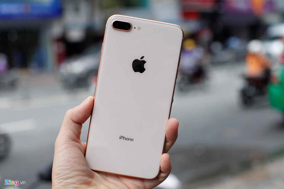 iphone-8-iphone-8-plus-xach-tay-ve-viet-nam-dep-long-lanh-sang-chanh