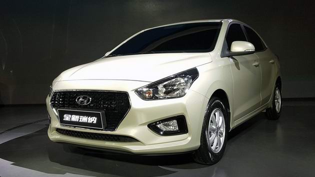 hyundai-reina-2017-gia-soc-chi-172-trieu-dong-co-gi-hay