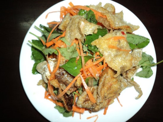 nha-giau-viet-an-do-doc-la-chi-tien-trieu-mua-da-ca-map-kho-lam-goi