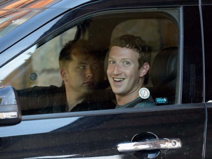 co-74-ty-do-ong-chu-facebook---mark-zuckerberg---tieu-tien-nhu-the-nao