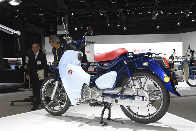 honda-super-cub-c125-nho-nhan-cuc-xinh-moi-ra-mat-co-gi-hay