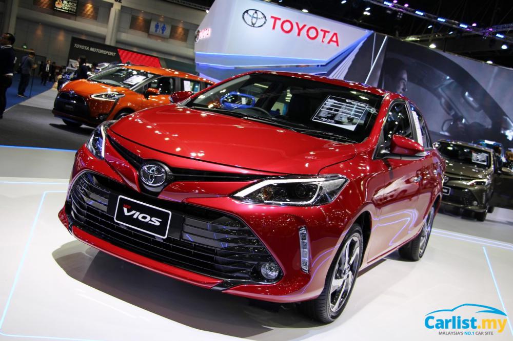 nhieu-o-to-hot-toyota-hyundai-giu-muc-giam-sap-san-ve-moc-500-trieu-dongchiec