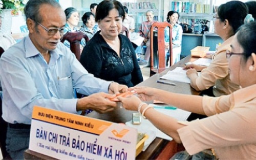 nguoi-nhan-luong-huu-100-trieuthang-da-lam-gi-de-co-muc-cao-nhu-vay nguoi-nhan-luong-huu-100-trieuthang-da-lam-gi-de-co-muc-cao-nhu-vay