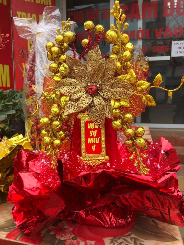 oan-ngoc-khung-5kg-gia-nua-trieu-dong-hut-khach-dip-ong-cong-ong-tao-va-tet-mau-tuat-2018