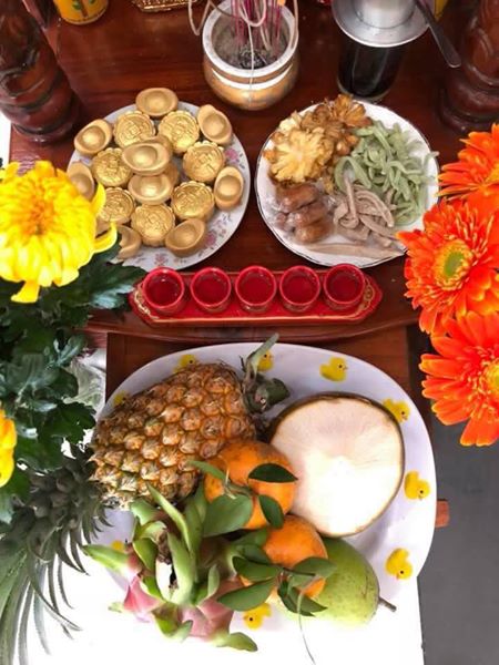 ngay-than-tai-banh-hinh-thoi-vang-dep-mat-hut-ba-noi-tro