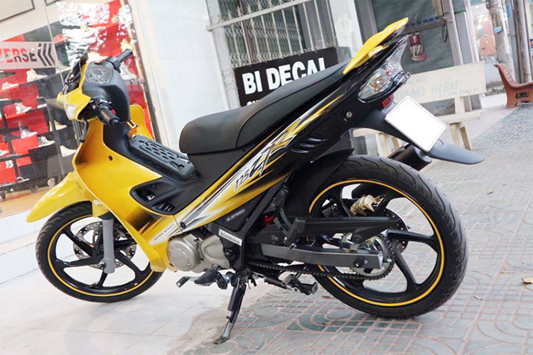 tphcm-xe-may-cu-rao-ban-gia-khung-450-trieu-dong-dat-hon-hyundai-grand-i10