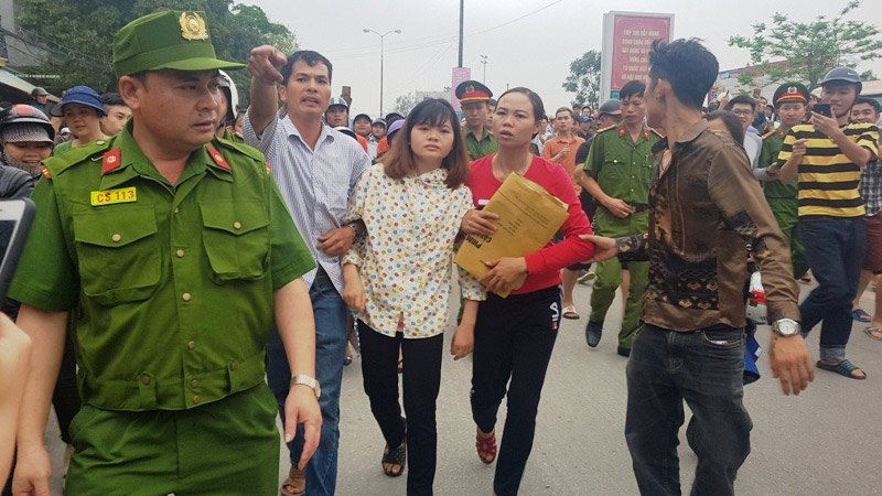 nam-thanh-nien-tiet-lo-nhung-hoat-dong-cua-hoi-thanh-duc-chua-troi