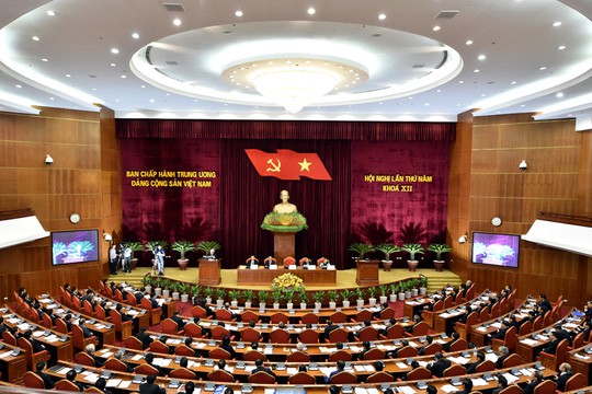 cai-cach-tien-luong-chinh-sach-tra-luong-dang-binh-quan-cao-bang