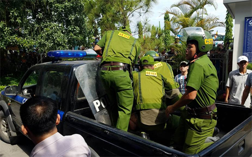 nu-nhan-vien-bi-bat-lam-con-tin-o-hue-nhan-chung-ke-lai-khoanh-khac-kinh-hoang