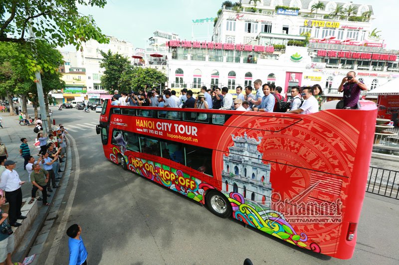 ha-noi-chi-650-nghin-dong-mua-ve-xe-bus-2-tang-sac-so-ban-duoc-huong-nhung-gi