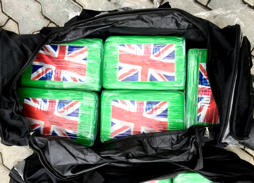 100-banh-cocaine-trong-lo-hang-cua-cong-ty-thep-quyet-dinh-moi-co-the-lam-ro-noi-tinh