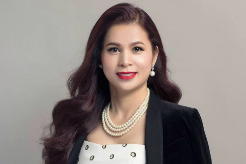 vua-duoc-tro-ve-da-bi-trung-nguyen-bai-nhiem-ba-le-hoang-diep-thao-noi-gi