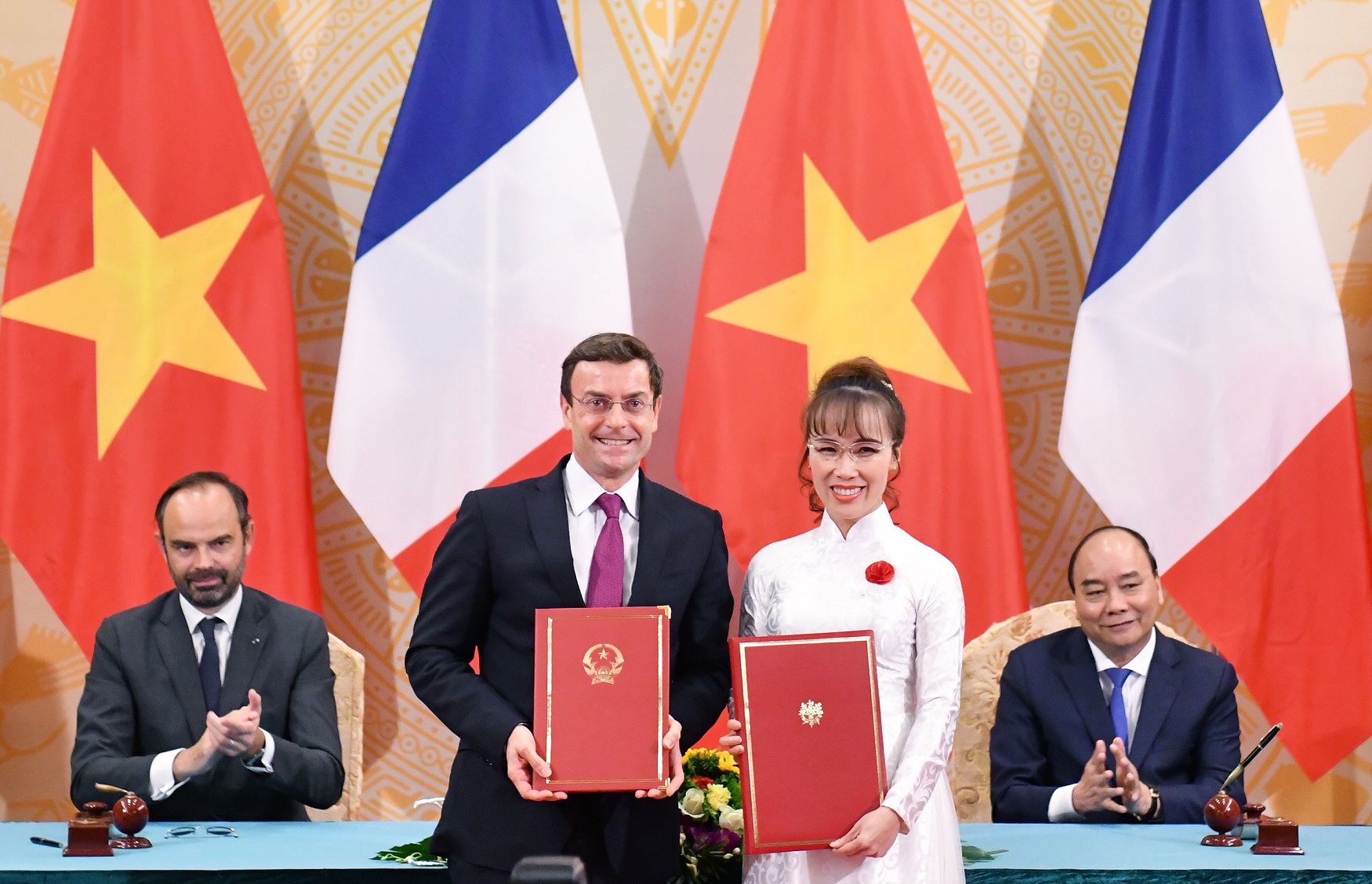 ba-chu-vietjet-vua-chi-65-ty-usd-mua-them-50-may-bay-va-1-thuong-vu-khac-53-ty-usd
