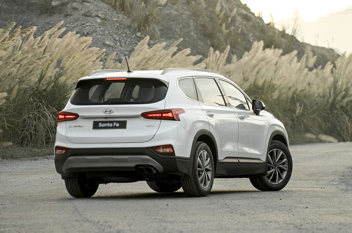 hyundai-santa-fe-2019-dep-long-lanh-cho-nguoi-viet-hap-dan-co-nao