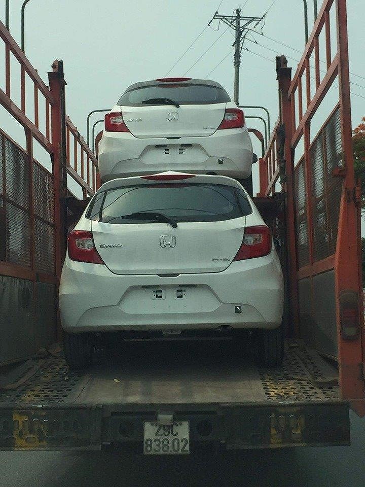 honda-brio-300-trieu-xuat-hien-tai-ha-noi-tiet-lo-thoi-diem-nguoi-viet-co-the-mua