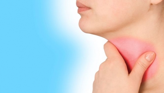 C&oacute; rất nhiều loại thuốc ngậm giảm đau họng  tr&ecirc;n thị trường