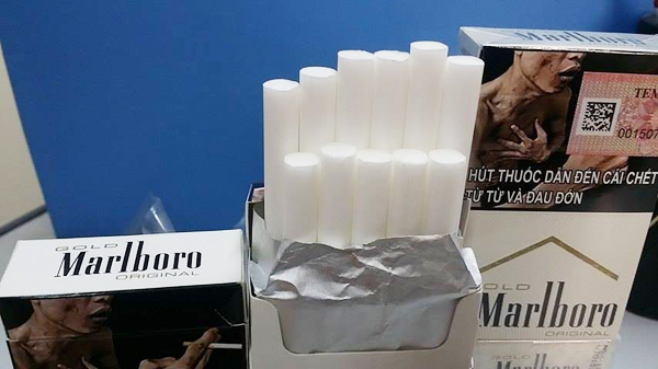 Thuốc l&aacute; Marlboro to&agrave;n đầu lọc