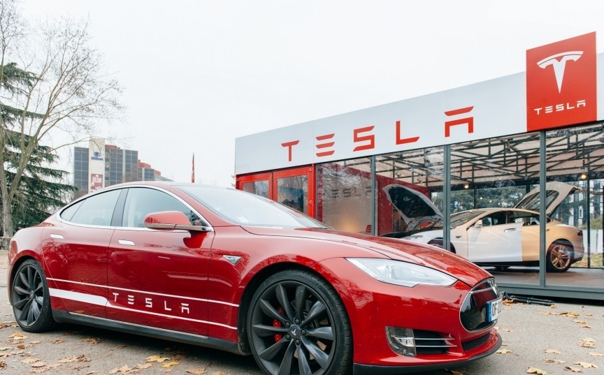 Tesla l&agrave; một trong những nh&agrave; sản xuất &ocirc; t&ocirc; ph&aacute;t triển nhanh nhất tr&ecirc;n thế giới