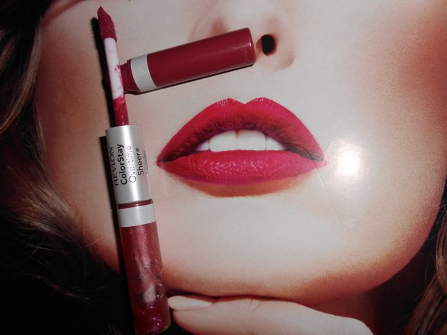 Son nước Colorstay Overtime Liquid Lipcolor giữ m&agrave;u son bền l&acirc;u suốt 16 giờ