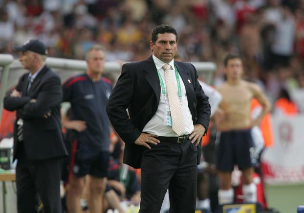 HLV Luis Fernando Suárez đội Honduras, 54 tuổi, người Colombia