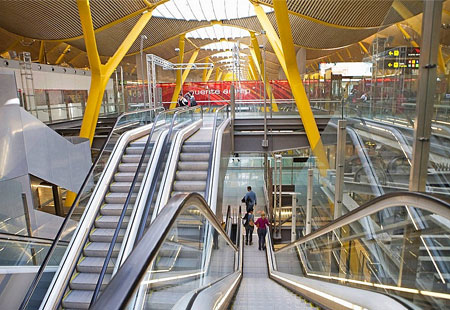 Sân bay Madrid-Barajas Airport Sân bay Madrid-Barajas Airport