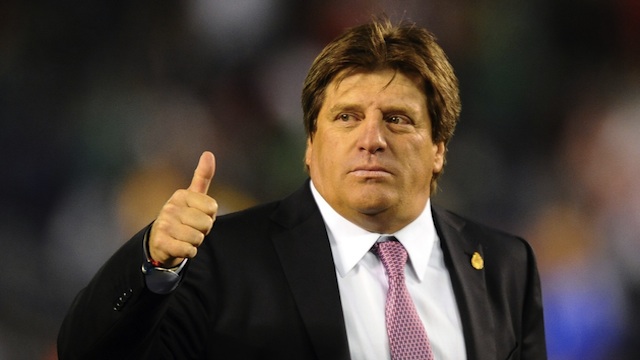 HLV Miguel Herrera đội Mexico, 46 tuổi, người Mexico
