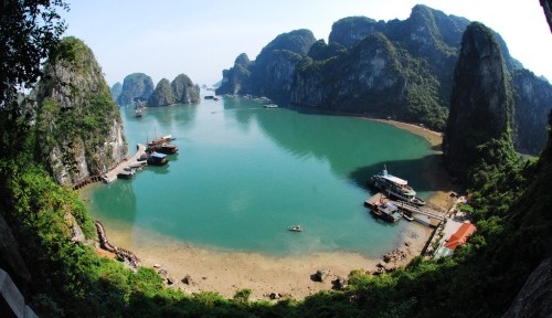 C&aacute;t B&agrave; rực rỡ trong nắng